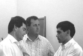 Ao centro, presidente do Sindicato Toninho Silvan formaliza filia��o do Sindicato � For�a Sindical